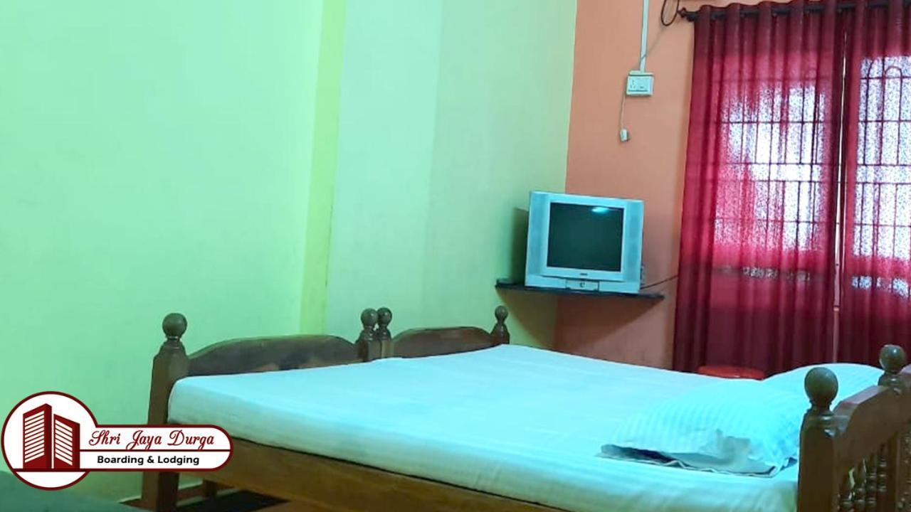 Shri Jaya Durga Boarding & Lodging أودوبي المظهر الخارجي الصورة