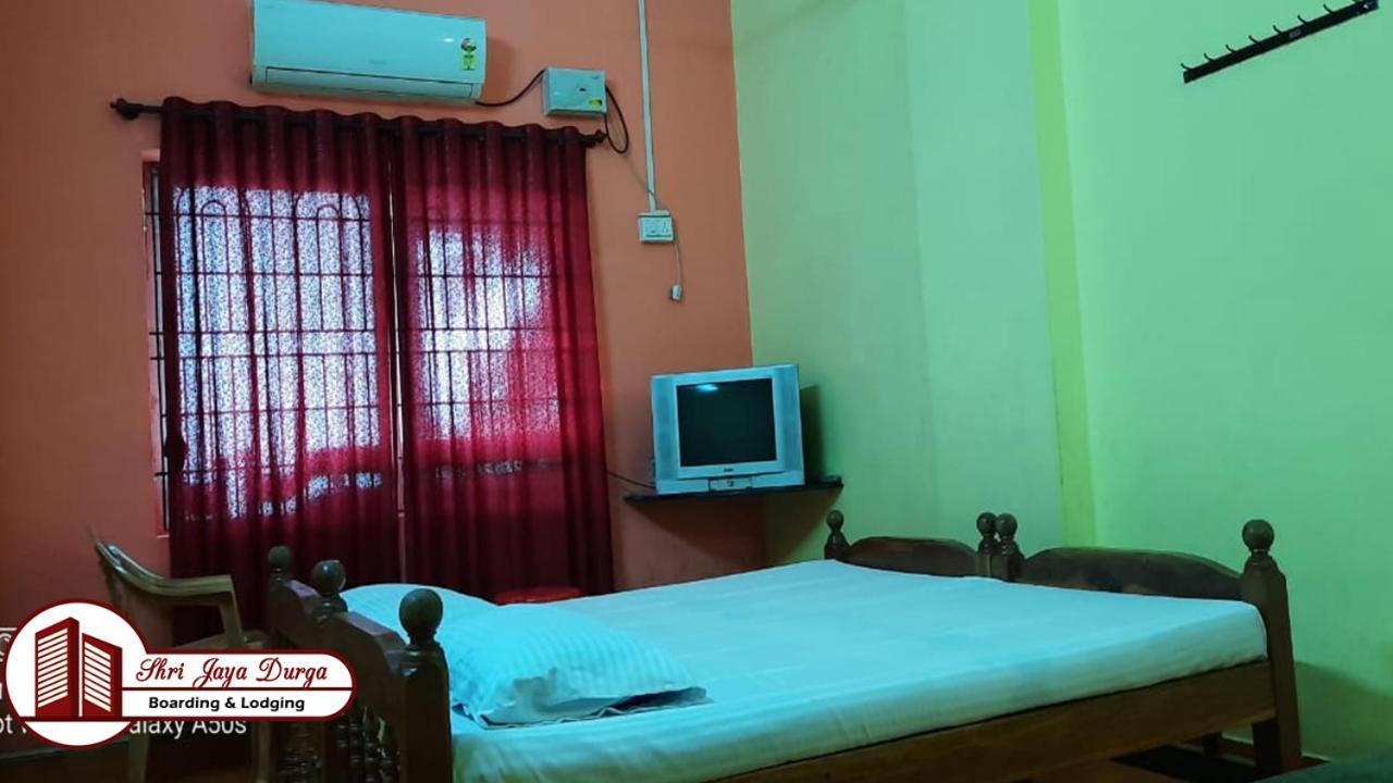 Shri Jaya Durga Boarding & Lodging أودوبي المظهر الخارجي الصورة